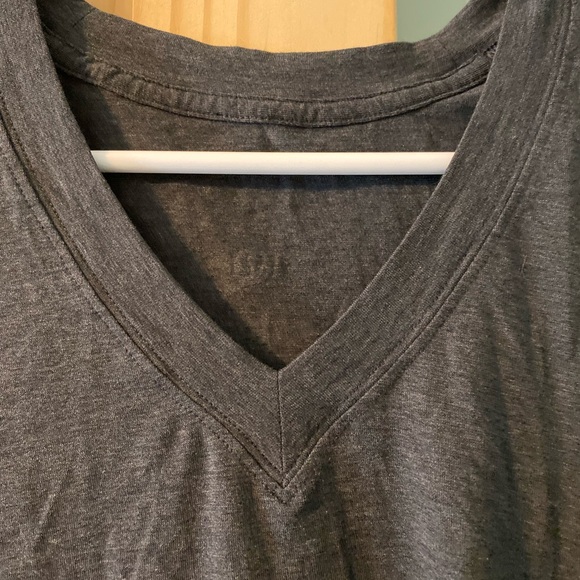 Lululemon Side Tie V-Neck T-Shirt in Heathered Black - Picture 7 of 8